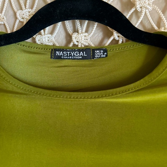 Nasty Gal Green Skirt and Cropped Long Sleeve Matching Set Size 4 - Picture 2 of 7